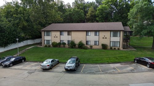 c-16-405 Clayton Dr, JEFFERSON CITY, MO, 65101 | Card Image