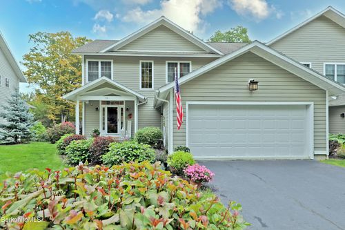 103 Alpine Trl, Pittsfield, MA, 01201-8927 | Card Image