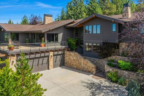 3282 Nw Starview Dr, Bend, OR, 97703-5423 | Card Image