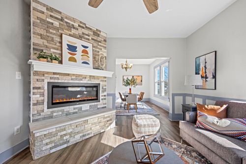 1012 Bluff St, Fulton, MO, 65251-2321 | Card Image