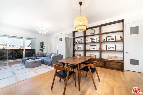 205-12411 Pacific Ave, Venice, CA, 90291-2530 | Card Image