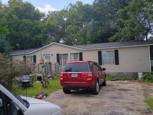 101 Williamsburg Trl, Byron, GA, 31008-7178 | Card Image