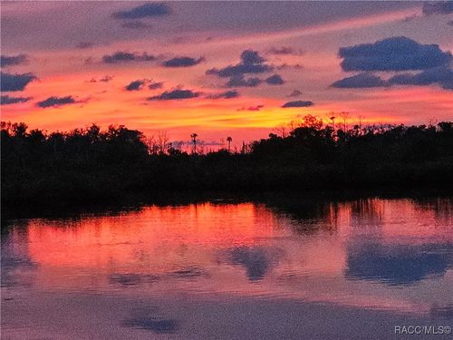 1334 S Estuary Dr, Crystal River, FL, 34429-5118 | Card Image