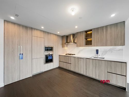 2801-13778 100 Ave, Surrey, BC, V3T0V3 | Card Image