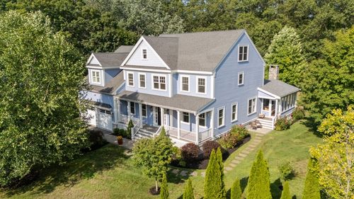 84 Bruce Rd, Concord, MA, 01742-3508 | Card Image