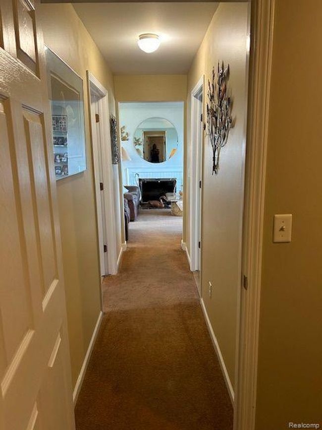 32241 N River Rd, House other with 3 bedrooms, 2 bathrooms and null parking in Harrison Twp MI | Image 27
