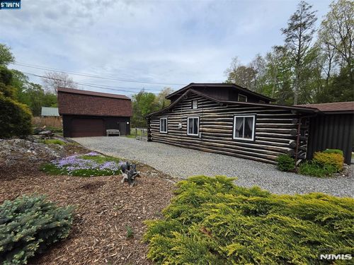 103 Cherry Ridge Rd, Hewitt, NJ, 07421-2604 | Card Image