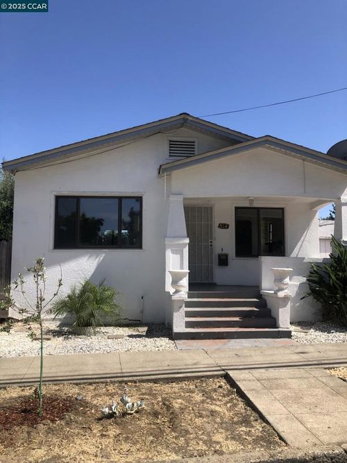 514 Soto St, Martinez, CA, 94553-2638 | Card Image