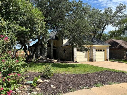 918 Blue Spring Cir, Round Rock, TX, 78681-4039 | Card Image