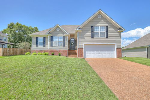 2808 Lafayette Dr, Thompsons Station, TN, 37179-9763 | Card Image