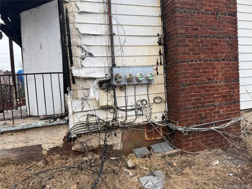 111 7th Ave, Mount Vernon, NY, 10550-7107 | Card Image