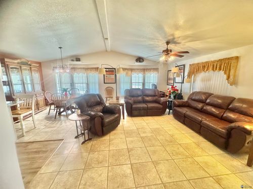 14382 E Warren Dr, Yuma, AZ, 85367-7589 | Card Image