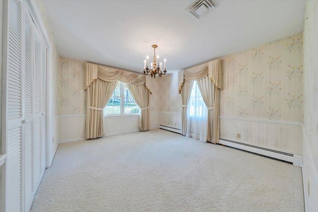 LIVING ROOM | Image 41