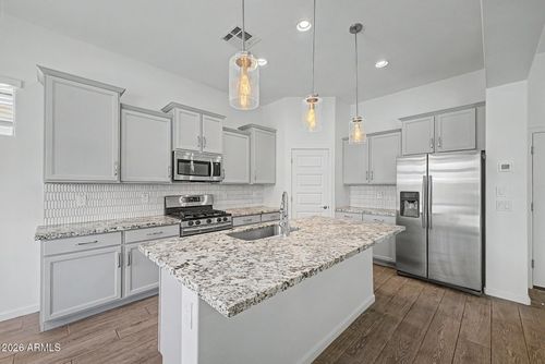 21061 E Via Del Sol, Queen Creek, AZ, 85142-5745 | Card Image