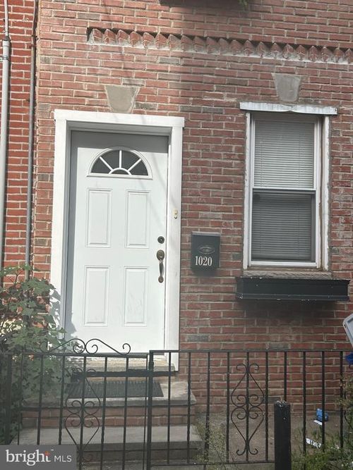 1020 S Bouvier St, PHILADELPHIA, PA, 19146-1904 | Card Image