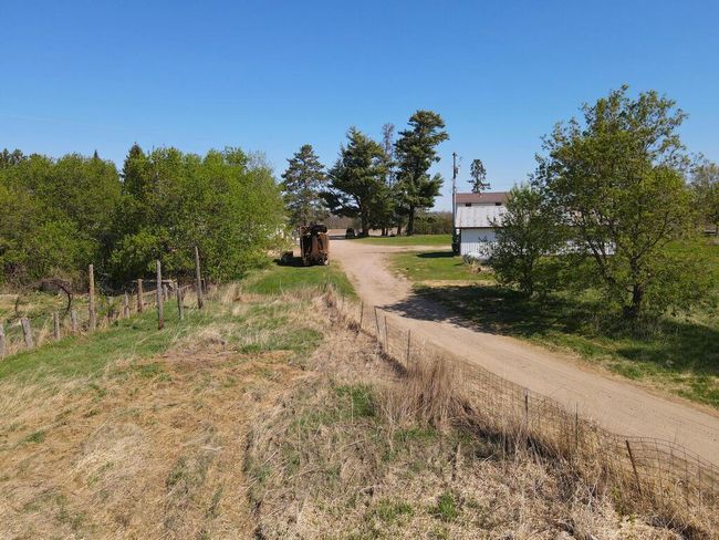 Driveway to field from house | Image 28