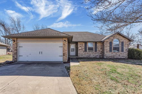 2600 N Wildberry Court, Springfield, MO, 65802 | Card Image