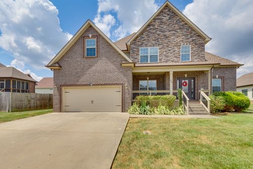 568 Larkspur Dr, Clarksville, TN, 37043-2550 | Card Image