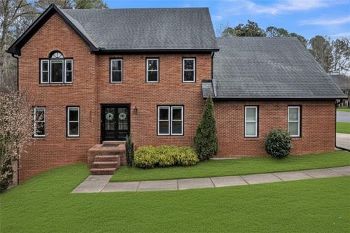 2052 Sanderlings Dr Nw, Kennesaw, GA, 30152-5817 | Card Image