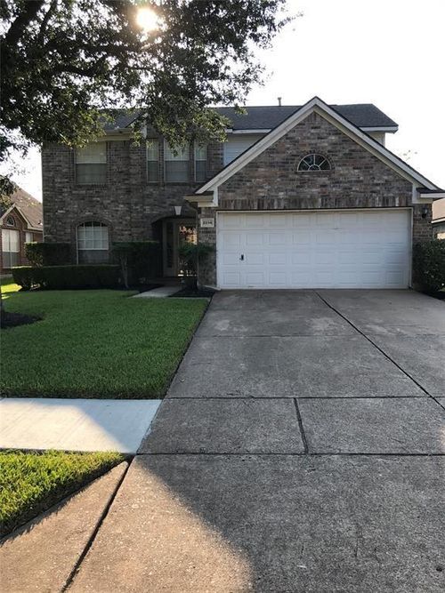 2814 Foxden Dr, Pearland, TX, 77584-7631 | Card Image