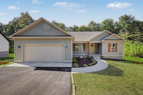 62 Vance Dr, Scottsville, KY, 42164-6315 | Card Image