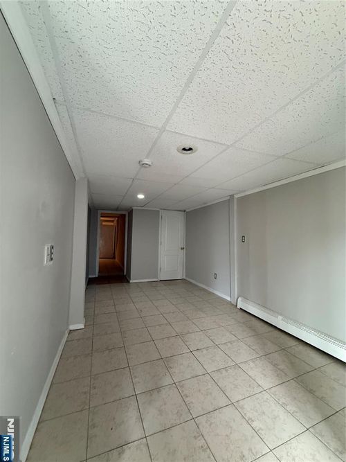 1430 44th St, North Bergen, NJ, 07047-2719 | Card Image