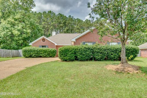1063 Spanish Oak Dr, Pearl, MS, 39208-8046 | Card Image