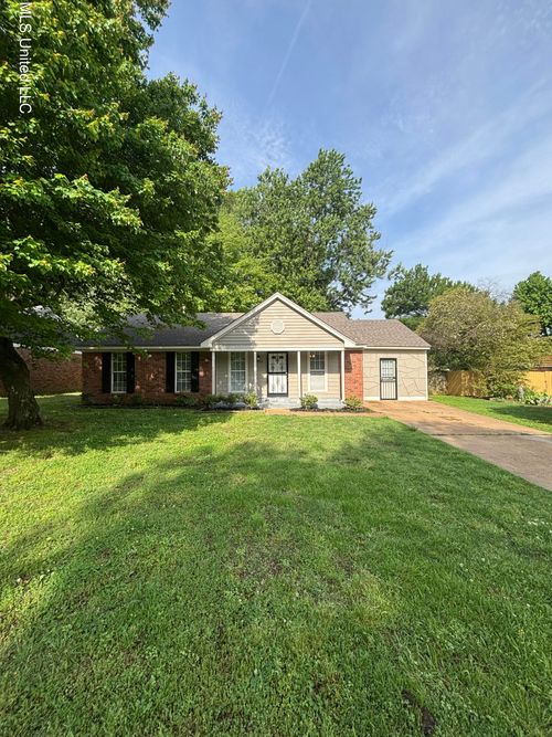 6405 Collinwood Rd, Horn Lake, MS, 38637-2030 | Card Image