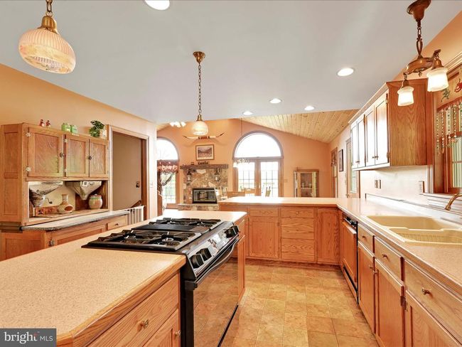 52 Church Ln, House other with 3 bedrooms, 2 bathrooms and null parking in JONESTOWN PA | Image 9