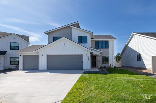 896 Morrow St, Mountain Home, ID, 83647-1247 | Card Image