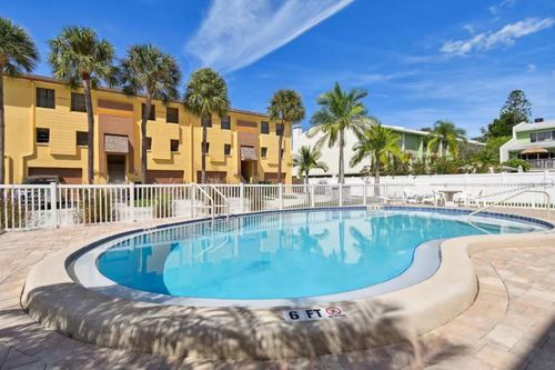 apt-13-314 Windrush Blvd, Indian Rocks Beach, FL, 33785-2680 | Card Image