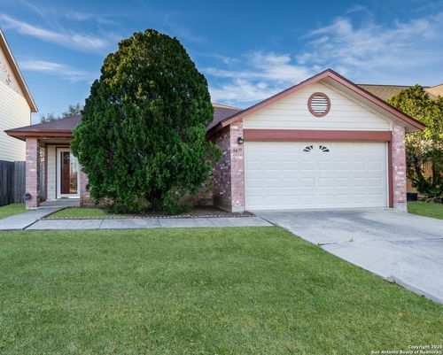 6630 Snow Meadow Dr, Converse, TX, 78109-3300 | Card Image