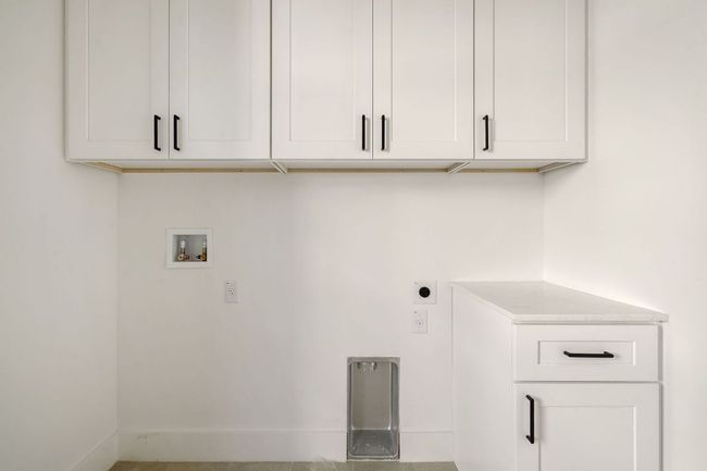 2 - 2611 Davis Ln, Condo with 2 bedrooms, 2 bathrooms and 2 parking in Austin TX | Image 20