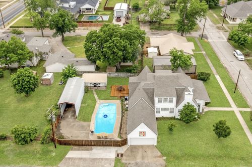 701 Market St E, Honey Grove, TX, 75446-1241 | Card Image