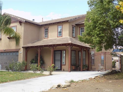 726 Myrtle Ave, Perris, CA, 92571 | Card Image