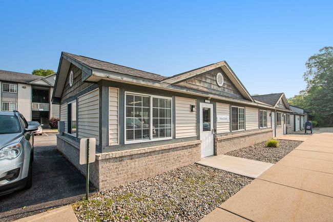12 - 18372 N Ridge Ct, Condo with 2 bedrooms, 1 bathrooms and null parking in Spring Lake MI | Image 25