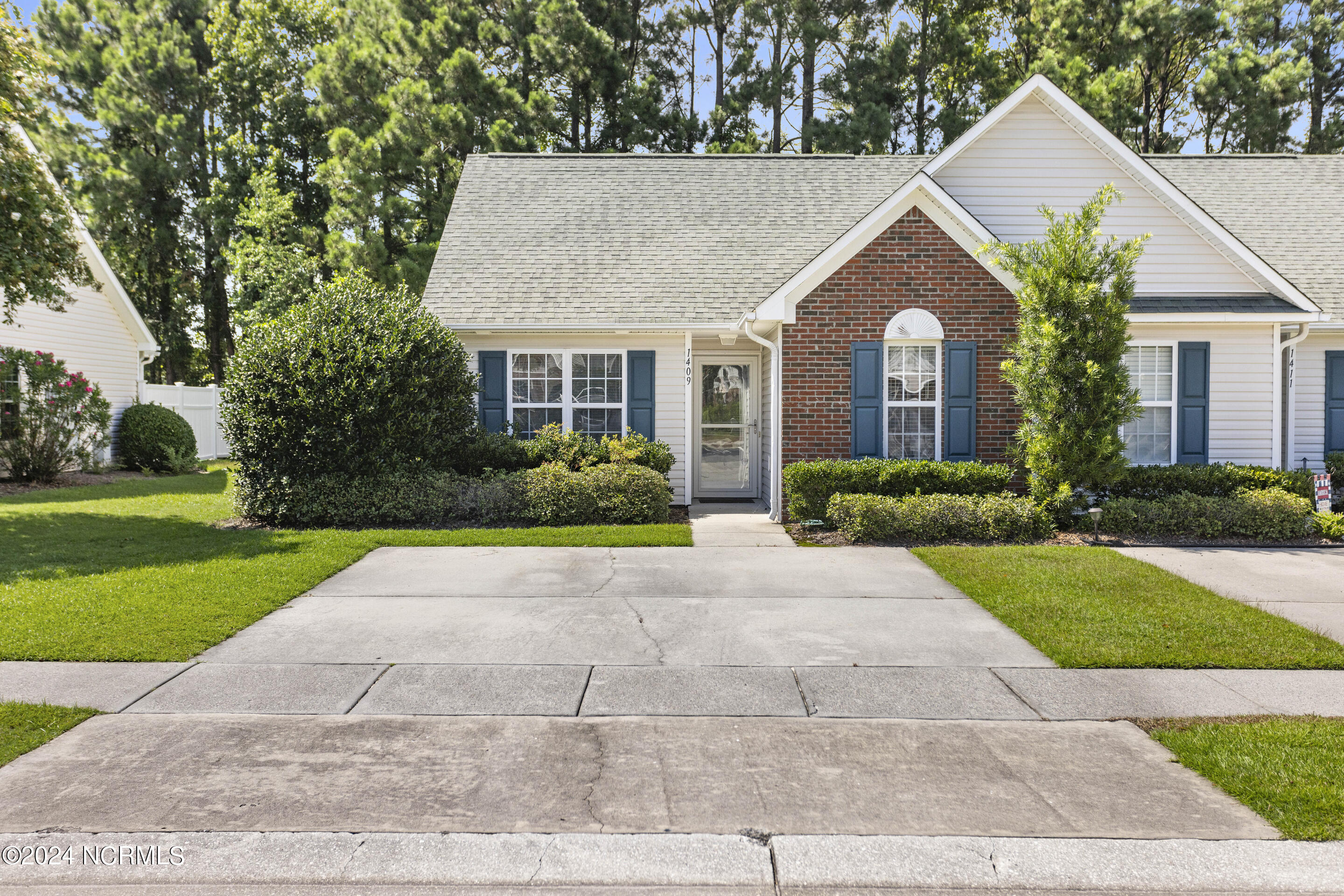 Willoughby Park Ct, Wilmington, NC 28412
