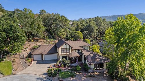 3541 Foxwood Pl, Santa Rosa, CA, 95405-8739 | Card Image