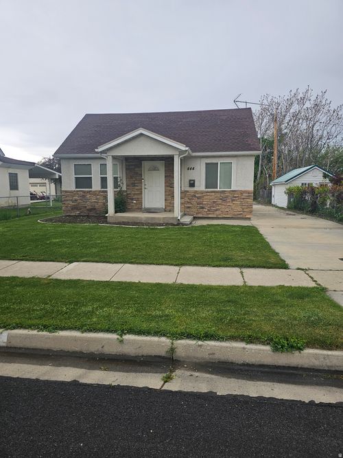 444 100, Springville, UT, 84663-2219 | Card Image