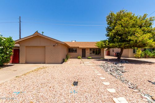 8538 E Vista Dr, Scottsdale, AZ, 85250-7409 | Card Image