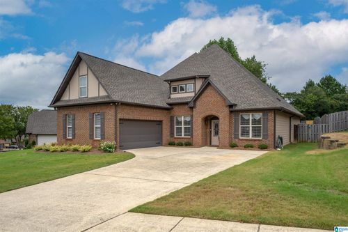 1255 Mountain Ln, GARDENDALE, AL, 35071-4215 | Card Image