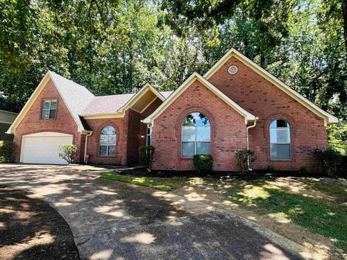8411 Trinity Rd, Cordova, TN, 38018-2715 | Card Image