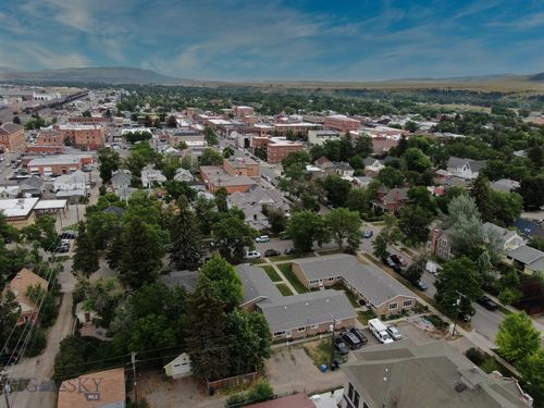 3-105 N Yellowstone St, Livingston, MT, 59047-2698 | Card Image