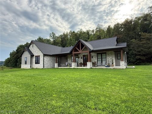 4750 Fette Rd Se, Dennison, OH, 44621-9375 | Card Image