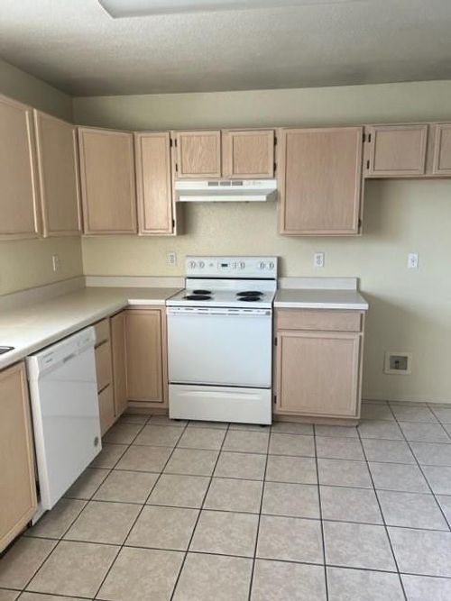 2218 Katy Ln, Georgetown, TX, 78626-7779 | Card Image