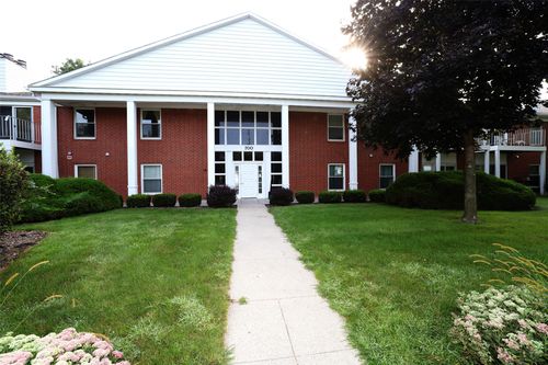 112-700 S Dakota Ave, Ames, IA, 50014-7929 | Card Image