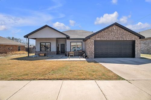 2511 Alamesa Dr, Big Spring, TX, 79720-7306 | Card Image