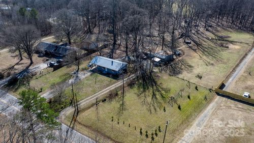 3021 Tryon Courthouse Rd, Bessemer City, NC, 28016-7650 | Card Image