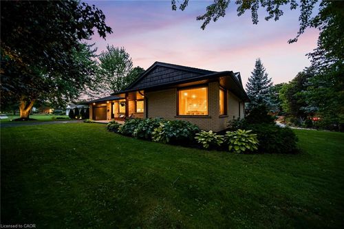 220 Claremont Ave, Kitchener, ON, N2M2R1 | Card Image