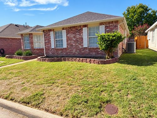 2901 Caladium Ct, Garland, TX, 75040-2835 | Card Image